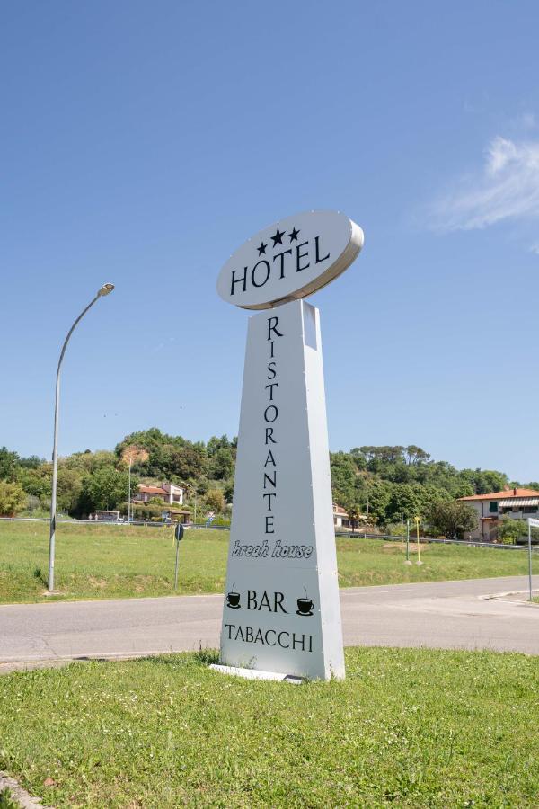Hotel Break House Ristorante Террануова-Браччолини Экстерьер фото