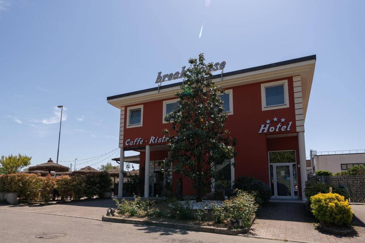Hotel Break House Ristorante Террануова-Браччолини Экстерьер фото