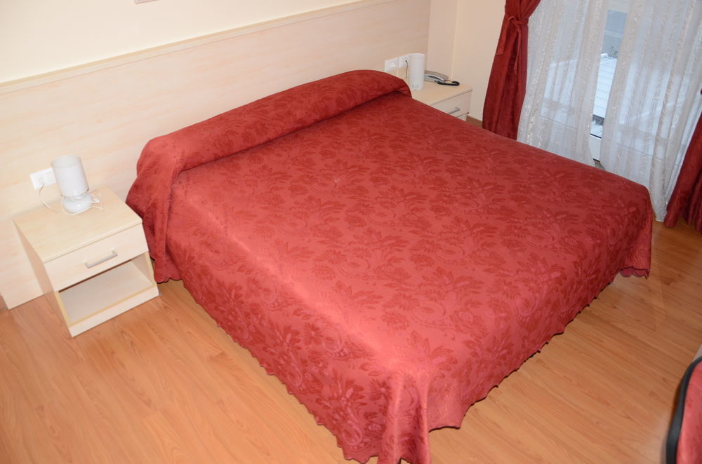 Hotel Break House Ristorante Террануова-Браччолини Экстерьер фото