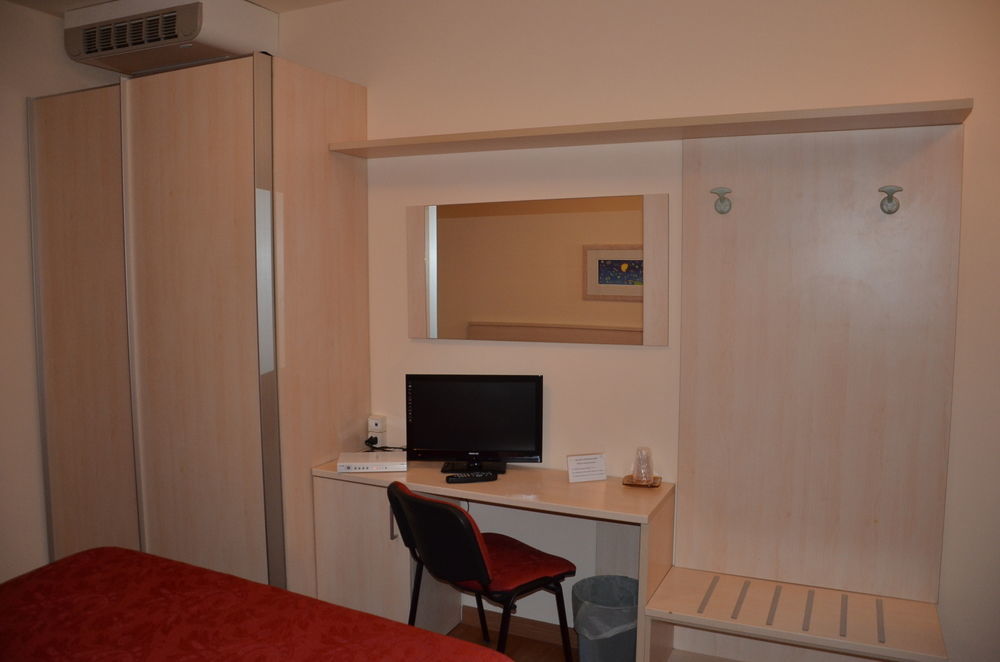 Hotel Break House Ristorante Террануова-Браччолини Экстерьер фото